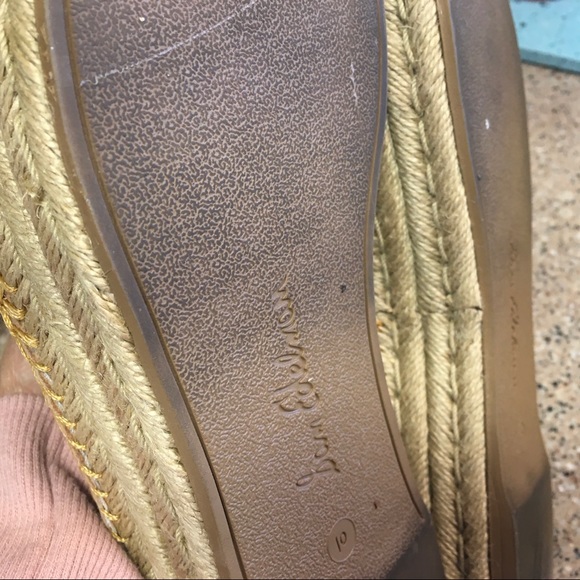 Sold Sam Edelman size 10 sandals suede - Picture 5 of 6